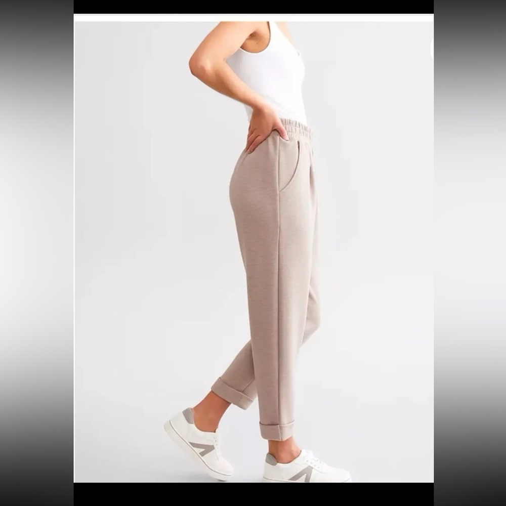 Varley The Rolled Cuff Pants in Taupe Marl size Large - Picture 6 of 12